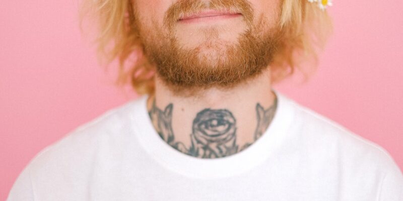 Welche Schnittlänge wird empfohlen, um einen kurzen Bart zu stylen?